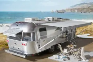 Read more about the article Airstream Classic Specs and Review