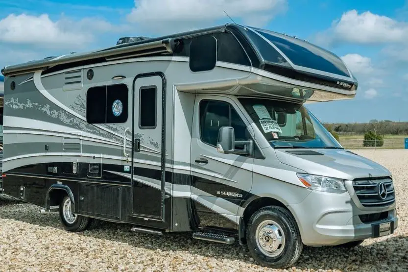 Dynamax RV