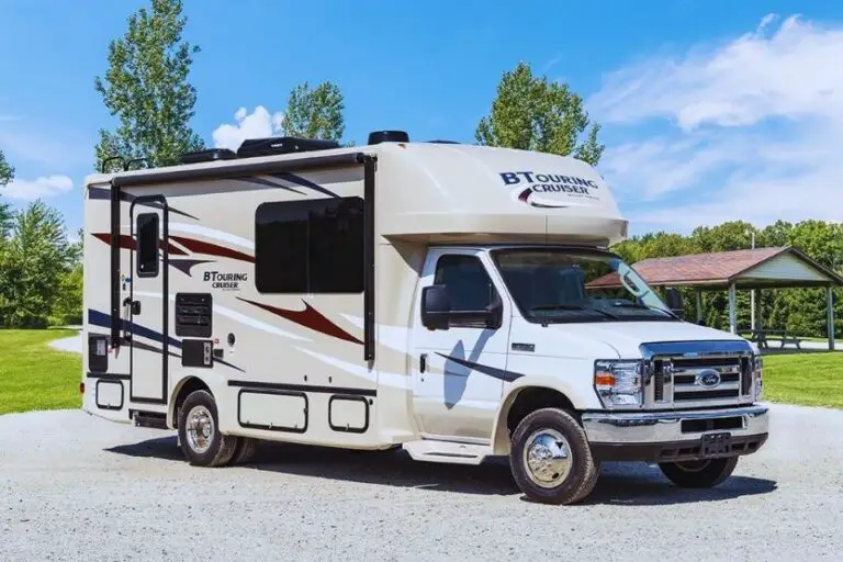 Read more about the article Gulf Stream Coach BT Cruiser Specs and Review