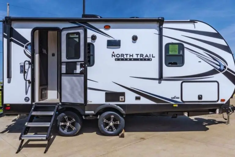 Read more about the article Heartland North Trail Ultra Lite RV Specs and Review