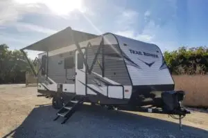 Read more about the article Heartland Trail Runner Travel Trailer Specs and Review