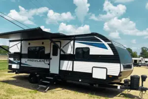 Read more about the article Heartland Prowler 250BH: A Spacious and Comfortable Travel Trailer